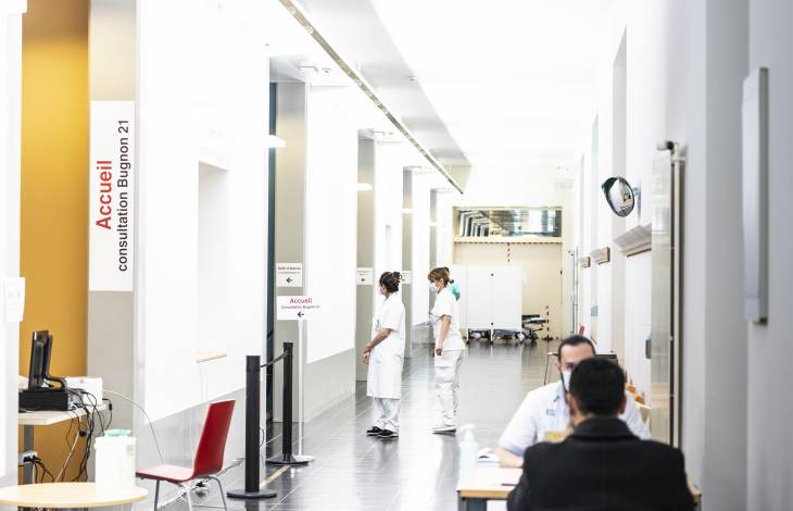 Soutien financier aux hôpitaux et aux institutions sanitaires